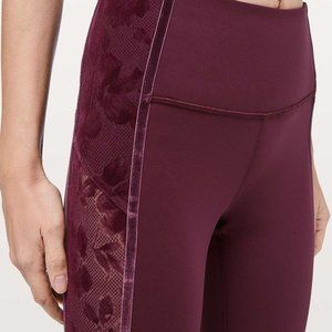 Lululemon 6 HR Wunder Under Crop BUrgundy Velvet